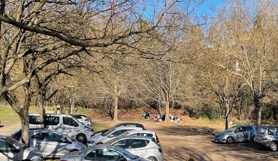 Espace de détente pour sdf dans la coulée verte !