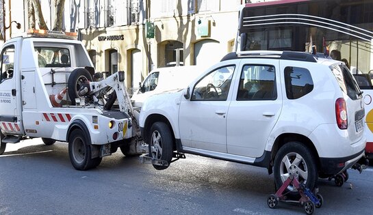 Opération commando de la fourrière au boulevard du Roi René, la veille de l’Ironman
